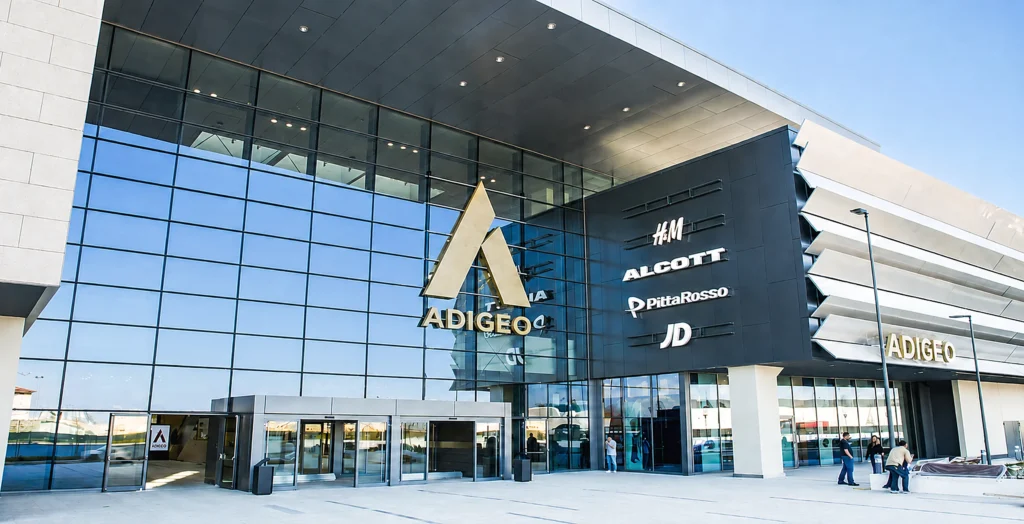 Centro Commerciale Adigeo